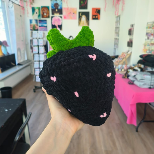 Häkeln: Black Strawberry